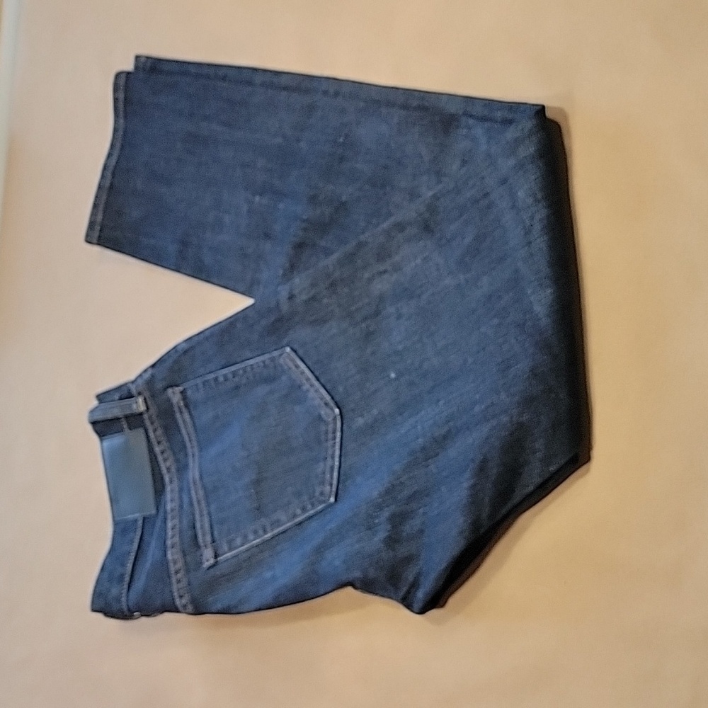 Bonobos Size 31x28 Tailored Fit, Dark Wash, Excellent Used Condition, Like New.